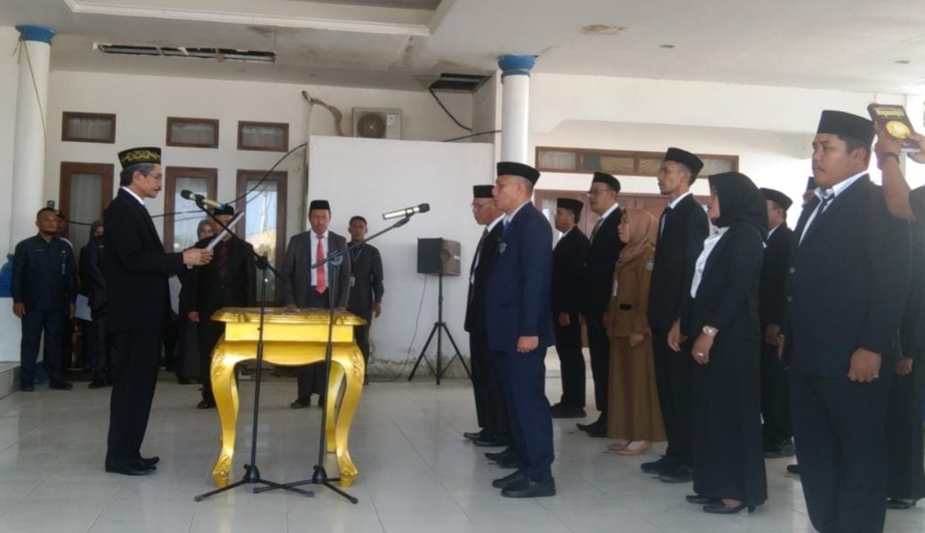 Lantik 16 Pejabat Eselon, Bupati Konkep Harap Sinergitas Terjalin dengan Baik