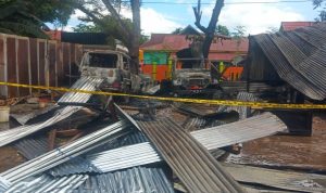 Kerugian Ratusan Juta Akibat Terbakarnya Sebuah Bengkel Mobil di Kendari