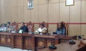 Anggota DPRD Wakatobi Respon Tuntutan Gebrak Kepton