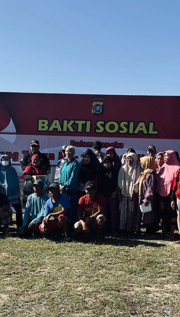 Touring Kebangsaan dan Baksos Polda Sultra Sasar Warga Desa Lamomea Konsel