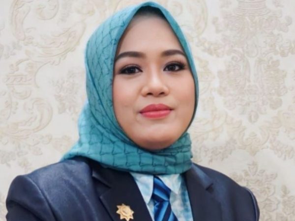 Ada Pembagian 10.000 Makanan Gratis pada Expose 5 Tahun Kepemimpinan Ali Mazi – Lukman