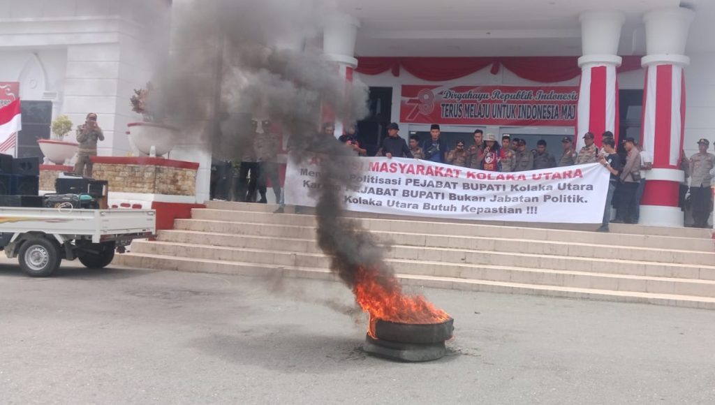 Politik Memanas, Masyarakat Tolak Pj Bupati Kolut Baru