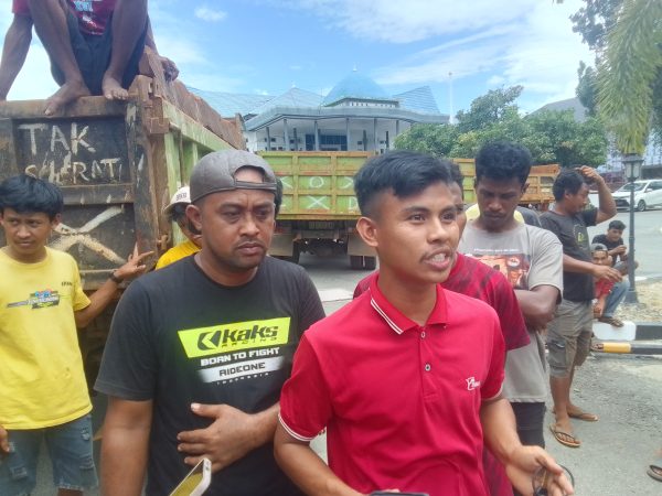 Demo di DPRD Sultra, IKA Persut Konawe Minta Perlakuan Adil dalam Retase Muatan