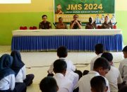 Kasi Penkum Kejati Sultra Imbau Siswa SMPN 16 Kendari untuk Jauhi Hukuman