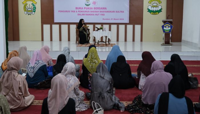 Pj Bhayangkari Sultra dan Pengurus Yayasan Kemala Bhayangkari Gelar Buka Puasa Bersama