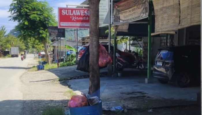 Warga Kolut Keluhkan Tumpukan Sampah, Piala Adipura Jadi Tanda Tanya