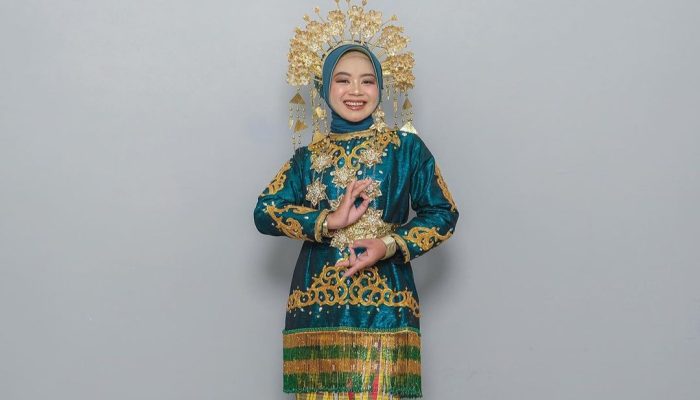 Sosok Mahasiswi Ilmu Komunikasi UHO Raih Beberapa Penghargaan Pada Ajang Duta Bahasa 2024