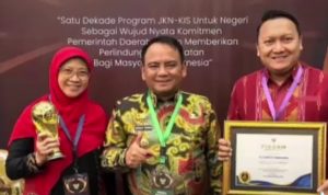 Pemprov Sultra Raih UHC Awards
