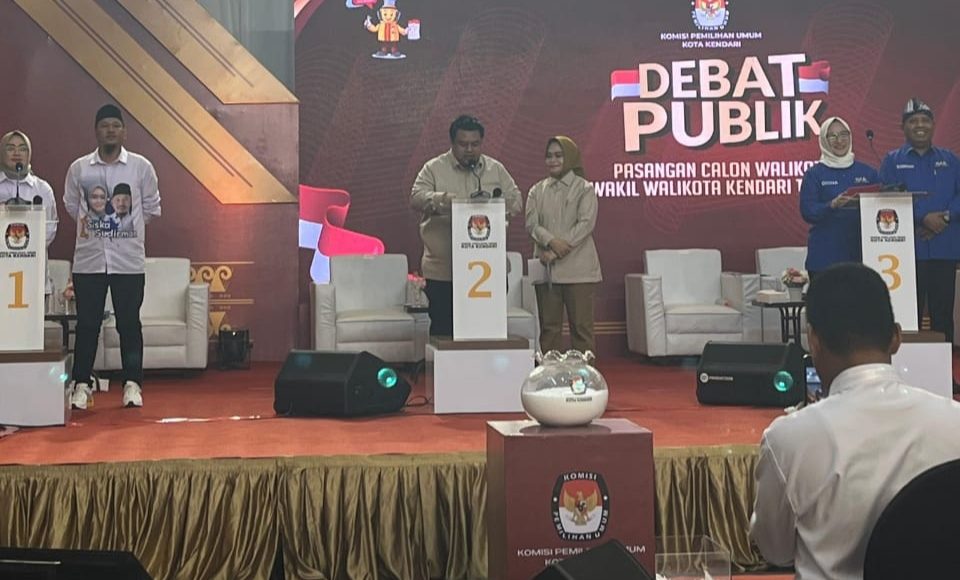 Yudhi-Nirna Gunakan Tagline "Meambo" saat Debat Visi Misi