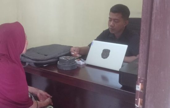 Alami Penganiayaan, Hj Siti Nur Haila Lapor ke Polsek Tomia Timur