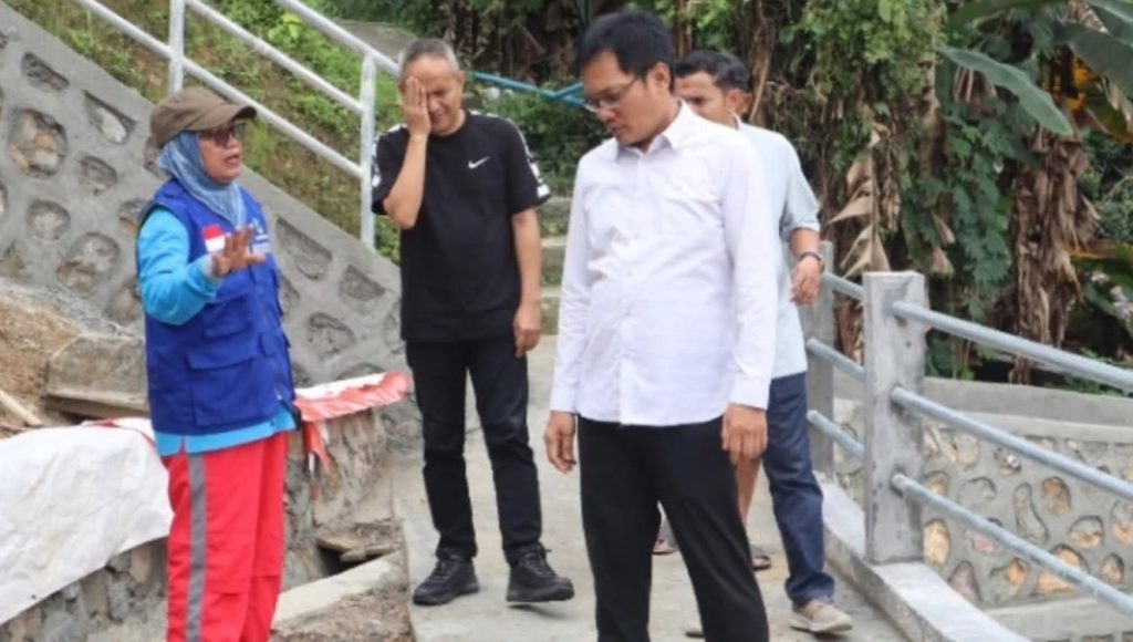 Direktur PSKBSNA Kemensos Tinjau Program Keserasian Sosial di Lorong Lasolo Kendari Barat