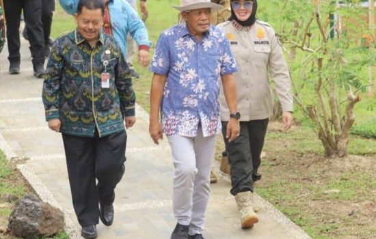 Wagub Sultra Hadiri Pembukaan Retret Pemkot Kendari