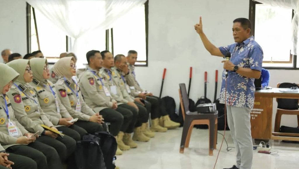 Wagub Sultra Hadiri Pembukaan Retret Pemkot Kendari