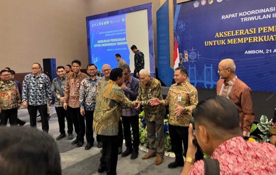Sekda Sultra Ikut Rakorwil Sulampua Triwulan III 2025 di Maluku