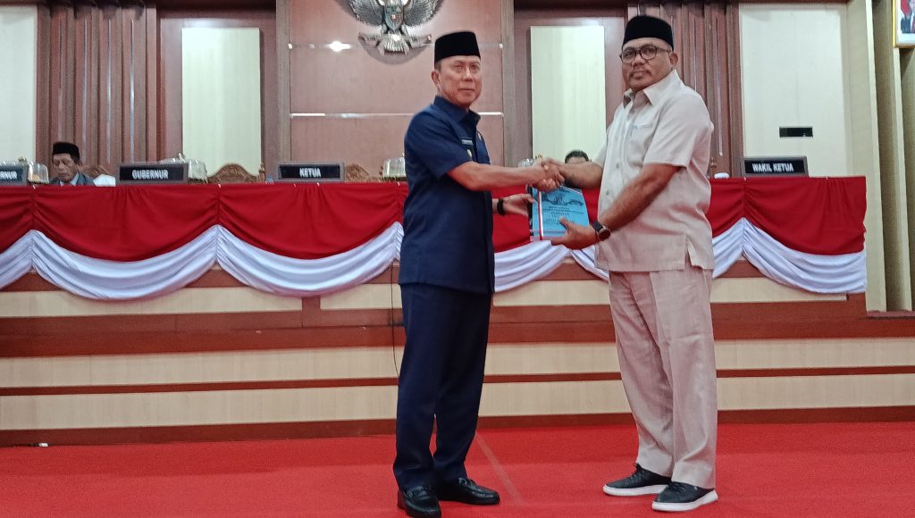 DPRD Sultra Gelar Paripurna Perubahan dan Penyerahan Dokumen KUA PPAS TA 2025