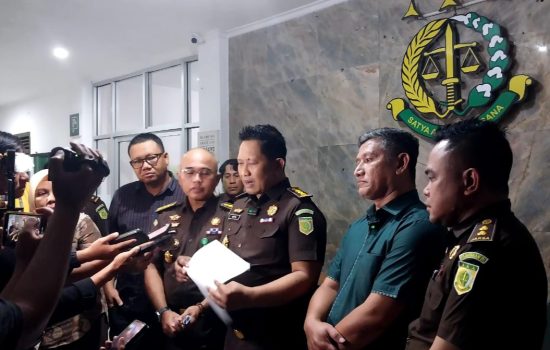 Eks Kepala Badan Penghubung Sultra dan dua Pejabat Ditahan Terkait Korupsi