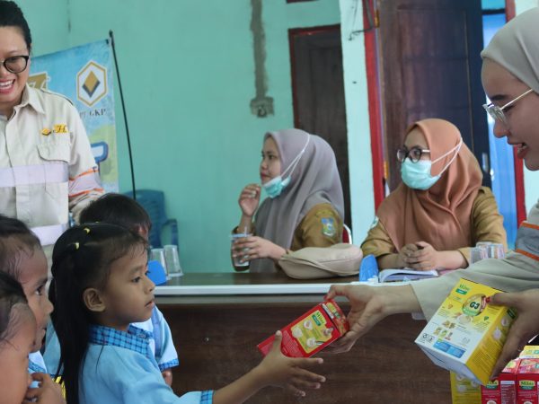 Komitmen Turunkan Angka Stunting, PT GKP Gelar Program PMT