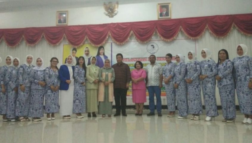Yulianti Since Yunus Resmi Dilantik Jadi Ketua IWAPI Muna