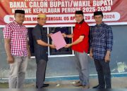 Mantapkan Diri Maju di Pilkada Konkep, Asnal dan KH Daftar ke PDIP
