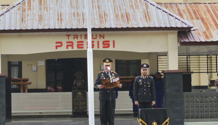Wakapolda Sultra Pimpin Upacara Harkitnas ke 116