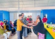 Pemdes Tanjung Batu Salurkan BLT-DD pada 40 KPM