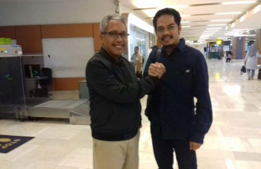 Bakal calon Bupati Bantaeng jabal Nur (baju hitam) yang berharap dukungan Partai Golkar dan NasDem. FOTO : IST