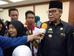 Wali Kota Parepare, HM. Taufan Pawe saat memberikan keterangan pers usai menerima tim peninjau kota layak anak . FOTO : JERI