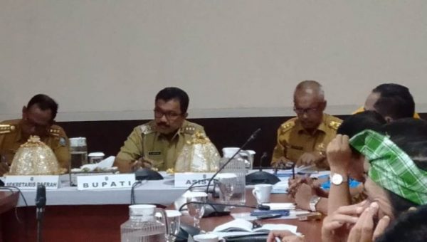 Jelang Bulan Ramadan Harga Sembako Stabil di Wakatobi﻿