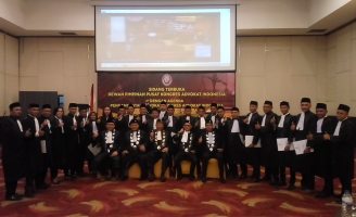 KAI Pusat, Resmi Lantik 25 Anggota Advokat di Kendari