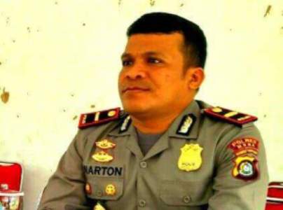Kapolsek Kulisusu Kabupaten  Buton Utara Ipda Narton. FOTO : MIRDAT