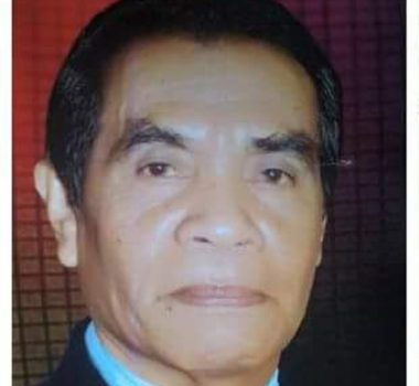 Kepala sekolah (Kasek) SMA Negeri 1 Pasir Putih Drs. Jamudin. FOTO : IST