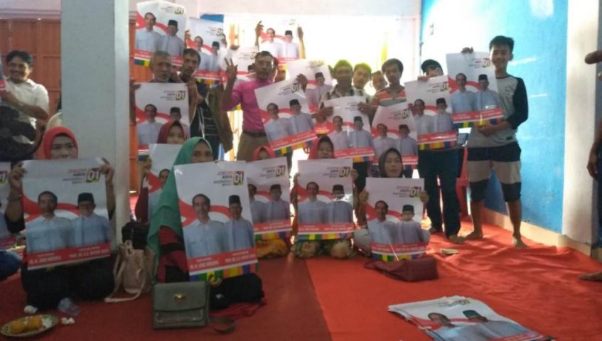 Emak - emak di Kolaka Sambut Baik 3 Kartu Sakti Jokowi﻿