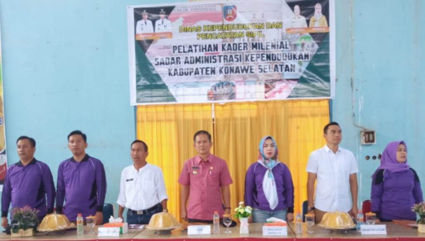 Pemda Konsel Latih Siswa SMA sebagai Kader Milenial Sadar Administrasi Kependudukan