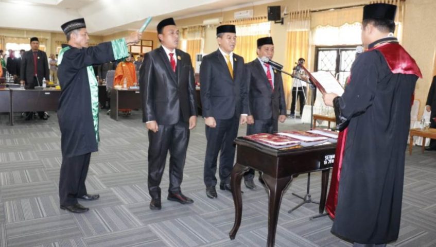 Irham Kalenggo Kembali Pimpin DPRD Konsel