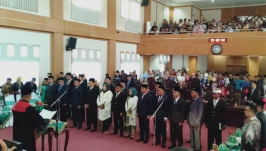 Adik Ruksamin Pimpin DPRD Konut