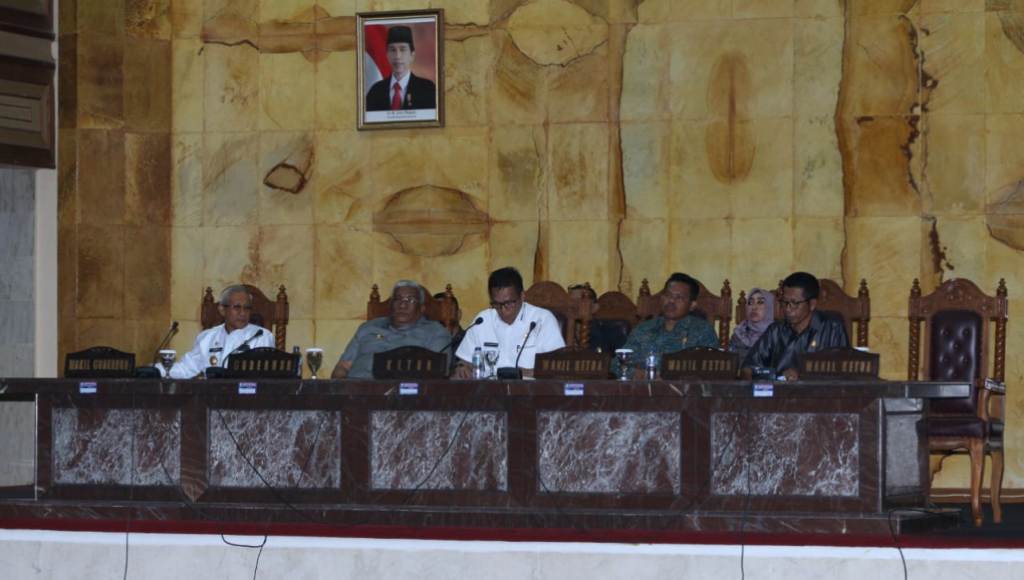 Eksekutif dan Legislatif Teken MoU KUA PPAS, APBD Sultra Rp 4 Trillliun Lebih