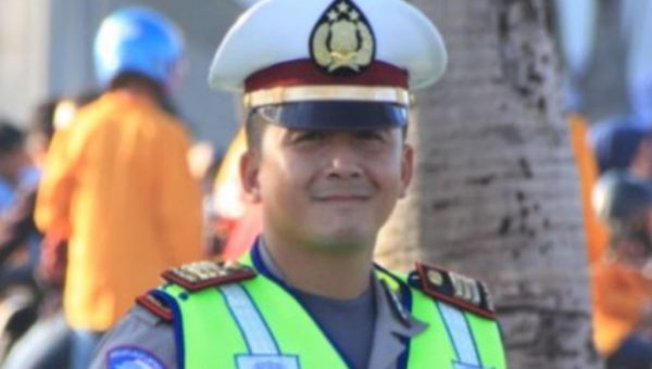 Polres Kendari 'Diserbu' Masyarakat Pemohon SIM