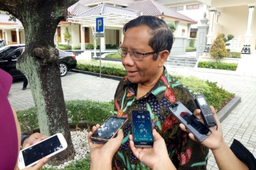 Prof. Dr. Mohammad Mahfud, M.D., saat ditemui awak media beberapa waktu lalu di Gedung Kepatihan DI Yogyakarta FOTO : NADHIR ATTAMIMI