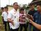 Kepala DPMD dan PD Kab. Konsel Drs. I Putu Darta. MT Saat Dikonfirmasi Awak Media Disela-sela Acara Penilaian Lomba Desa Di Desa Amokuni, Kec. Ranomeeto Barat. FOTO : HUMAS KONSEL