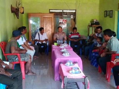 Kapolres Konsel Mediasi &nbsp;Dengan Keluarga Tersangka Pembakar Kapal&nbsp;