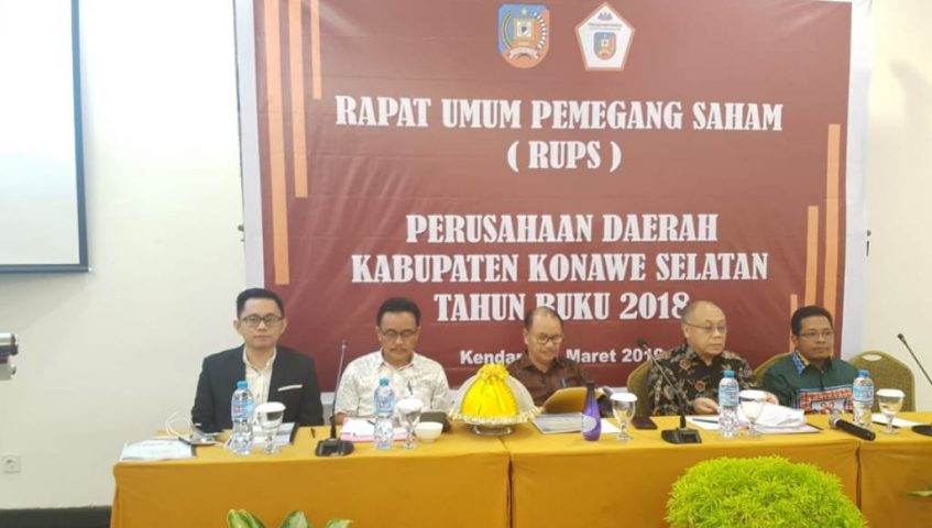 RUPS Perusda Konsel, Bupati Terima Laporan Pertanggungjawaban Direksi