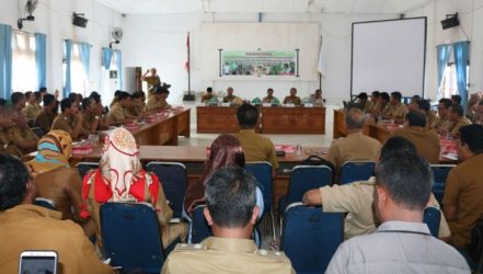 Buka Sosialisasi PPTKH, Ini Janji Bupati Konsel