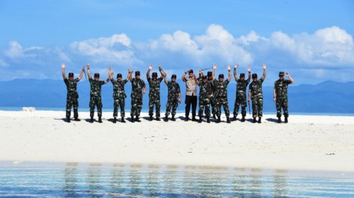 Para Jenderal TNI Kagum Pesona Alam Morotai