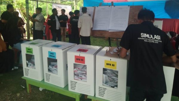 Jelang 17 April, KPU Konsel Mantapkan Persiapan Simulasi Pungut Hitung﻿
