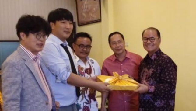 Tim Ahli dan Petani Korea Selatan Kunjungi Konsel