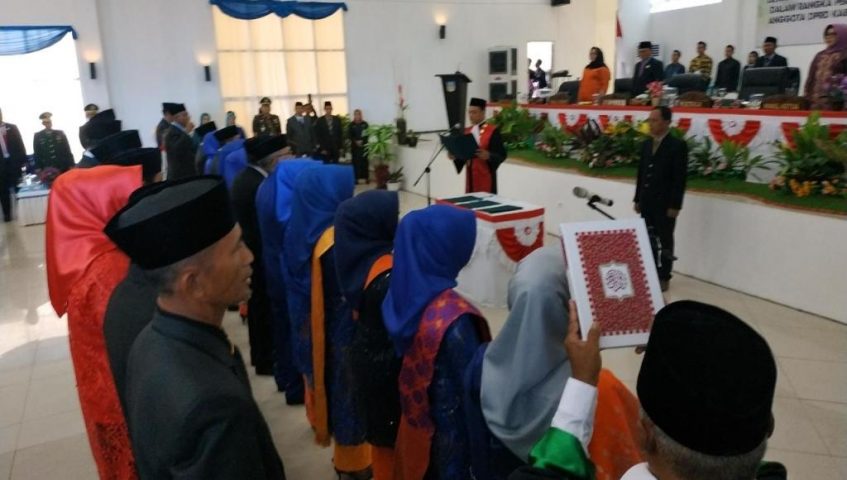 25 Anggota DPRD Resmi Dilantik, Partai NasDem Pimpinan