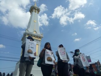 Aksi Mahasiswa di Daerah Istimewah Yogyakarta saat menggelar aksi anti rokok sedunia. FOTO : NADHIR