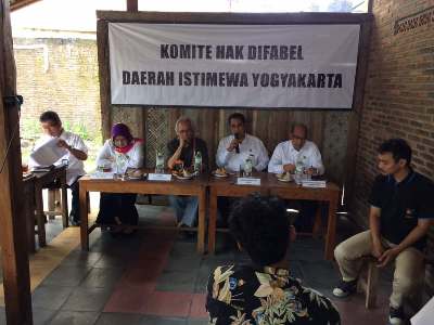 Komite Hak Difabel Daerah Istimewa Yogyakarta (DIY) menggelar Diskusi bersama Pemerintah Daerah (Pemda) Daerah Istimewa Yogyakarta. FOTO : NADHIR