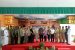 Plt Walikota Yogyakarta Sulistiyo foto bersama dengan tim penilai lomba Sekolah Sehat (LSS) tingkat Nasional tahun 2017 di SD Muhammadiyah Karangkajen. FOTO : NADHIR