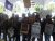belasan pekerja media menggelar aksi unjuk rasa dalam rangka menuntut kesejahteraan. FOTO : ONNO